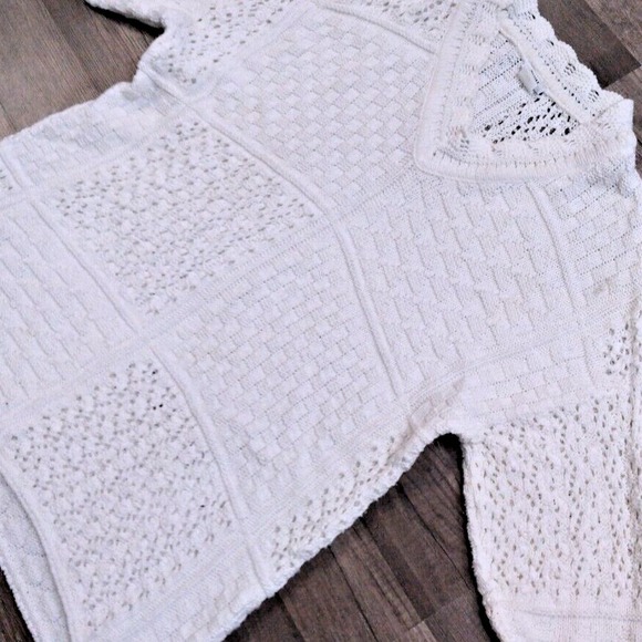 Vintage TWH White Crochet Open Knit Pullover Sweater Women's Medium Made‎ in USA - Picture 3 of 7